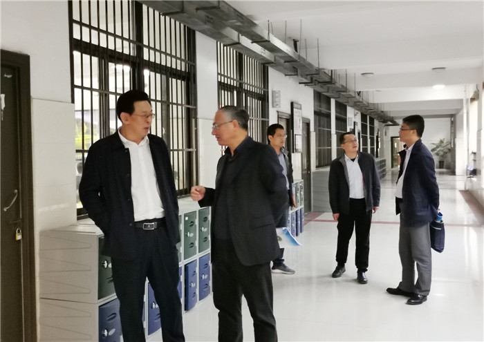 以教學(xué)視導(dǎo)為契機(jī) 深入課堂抓質(zhì)量(圖1)