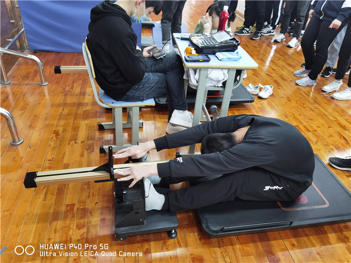 以體育智全面發(fā)展 以體育心鑄魂育人(圖4)