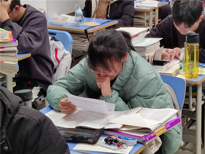 紙短情長(zhǎng)，一封家書(shū)讀懂舐?tīng)偾樯?圖4)