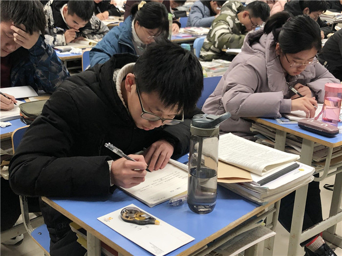 紙短情長(zhǎng)，一封家書(shū)讀懂舐?tīng)偾樯?圖5)