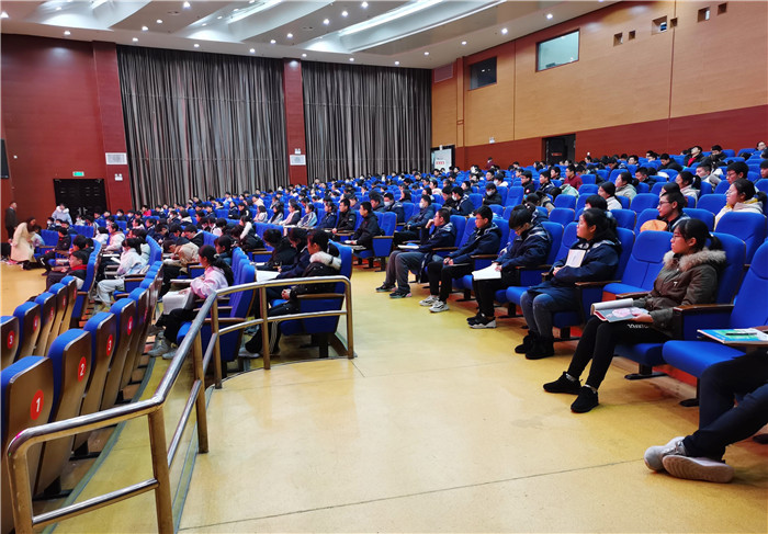 高一年級(jí)：漫談戲曲創(chuàng)作，感受戲曲之美(圖3)