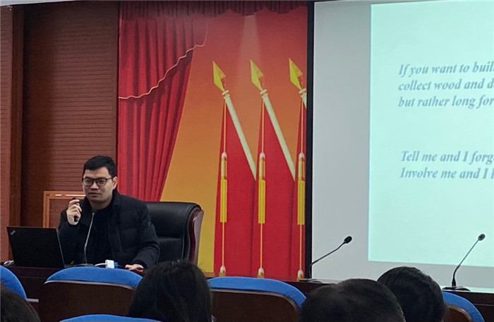 高一級(jí)部：新課程、新教材實(shí)施專題報(bào)道（一）(圖1)