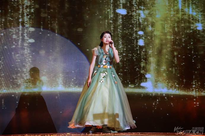 萬家熱線：藝術(shù)與美結(jié)合的文化盛宴 合肥七中2021賀歲大片“上映”（圖）(圖13)