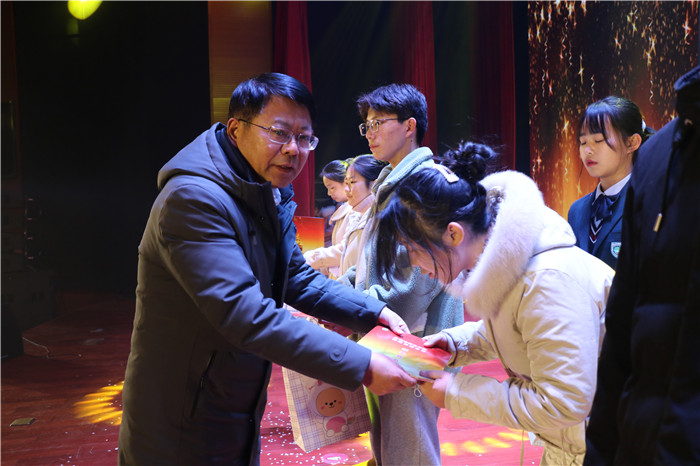 政教處:美德 美言 美行 以美育人,筑夢(mèng) 逐夢(mèng) 圓夢(mèng) 奮進(jìn)七中(圖4)