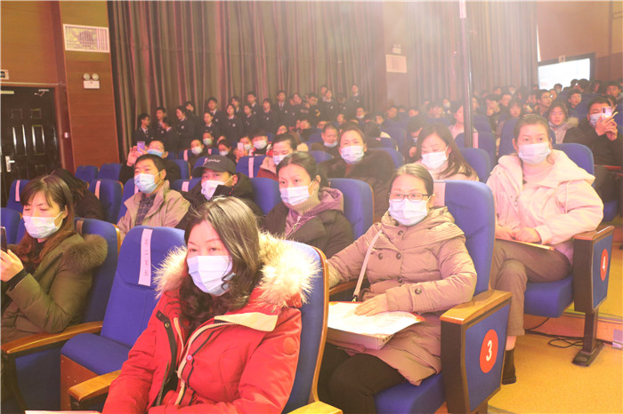 政教處:美德 美言 美行 以美育人,筑夢(mèng) 逐夢(mèng) 圓夢(mèng) 奮進(jìn)七中(圖26)