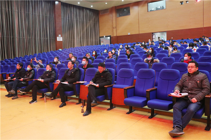 學習貫徹黨的十九屆五中全會精神市教育局黨委宣講團走進合肥七中(圖3)