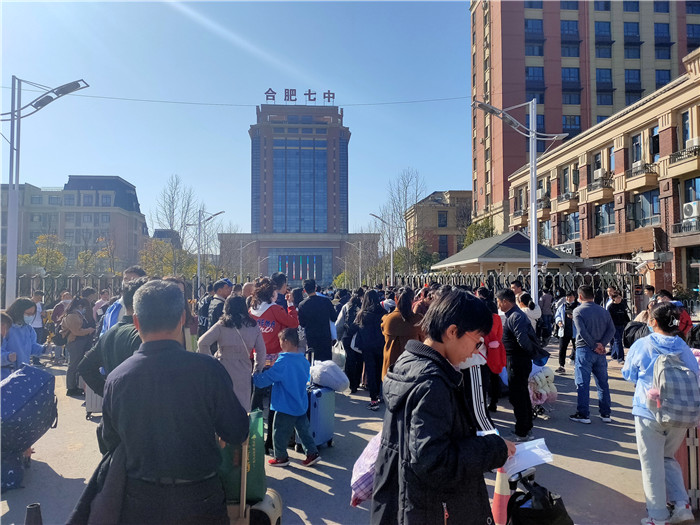 團(tuán)委：七中學(xué)子一家親，志愿服務(wù)正暖心(圖1)