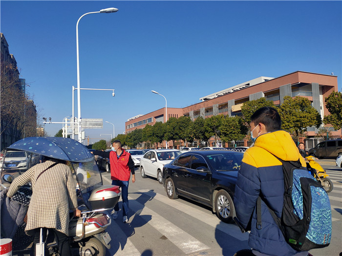 團(tuán)委：七中學(xué)子一家親，志愿服務(wù)正暖心(圖4)