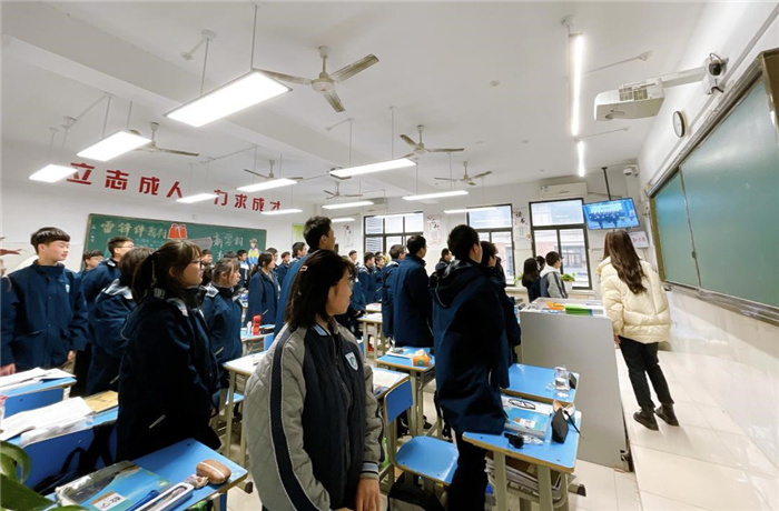 高一級部：雷鋒精神永不朽，青年學習正當時(圖1)