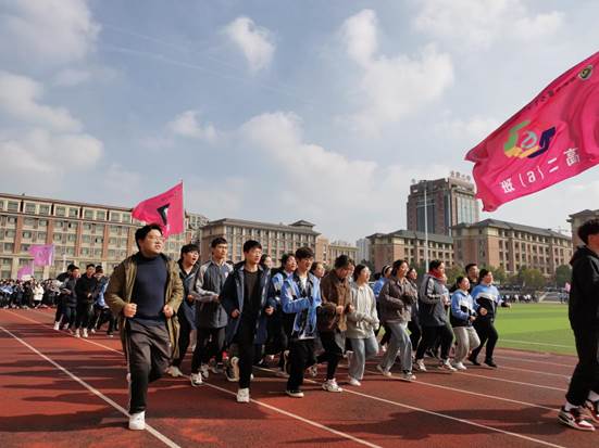 高二級部:陽光體育大課間 激情跑操促健康(圖9)