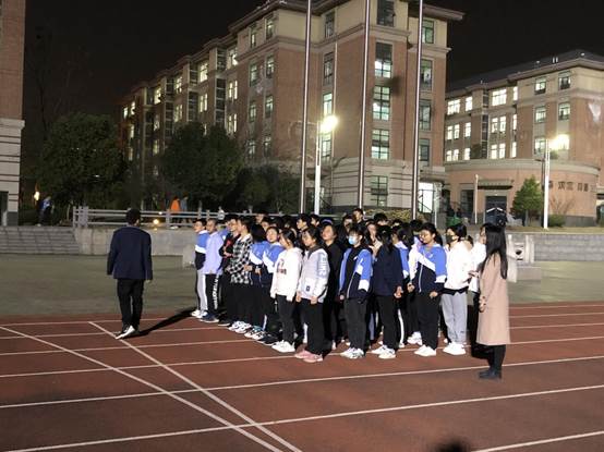 高二級部:陽光體育大課間 激情跑操促健康(圖7)