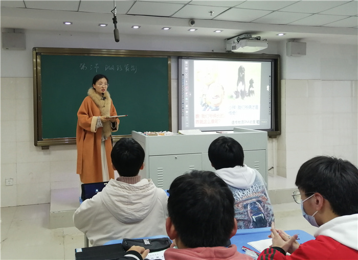 高二級(jí)部：兼聽增新知，互評(píng)促成長(圖6)