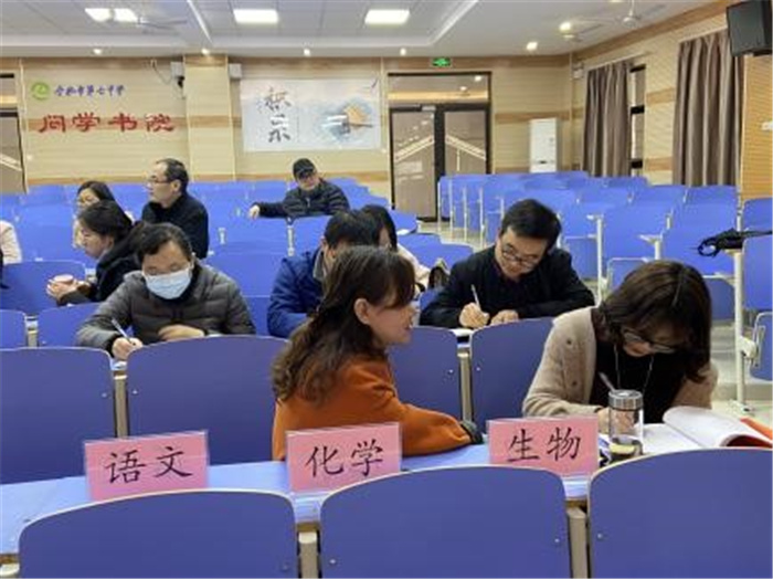 辦公室：回顧入黨初心，牢記黨員使命(圖5)