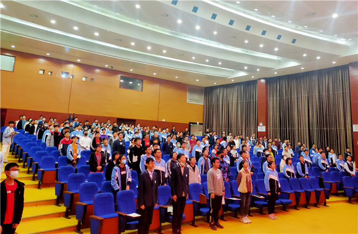 團(tuán)委：頌黨史?上團(tuán)課 扣好人生第一?？圩?圖2)