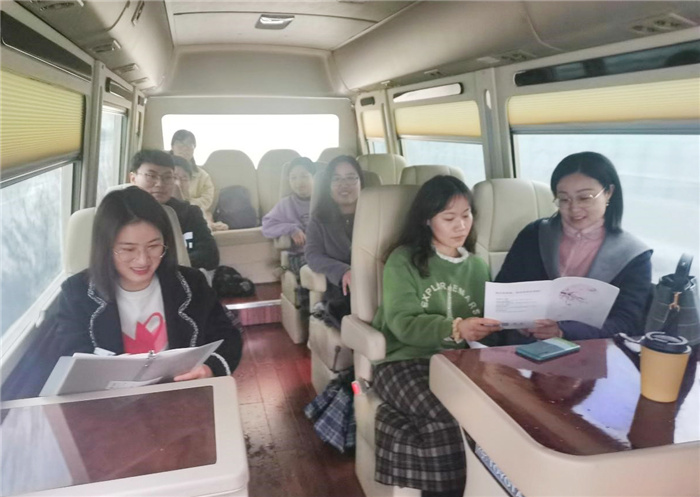 高三級部:分析交流共進步 復(fù)習(xí)備考穩(wěn)方向(圖5)