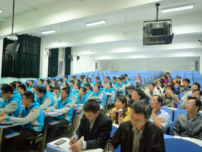 強化教科研意識，整體提升數(shù)學組教師教學水平(圖2)