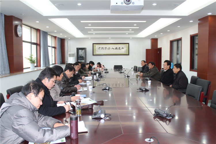 合肥五十中來我校參觀交流校史館建設(圖2)