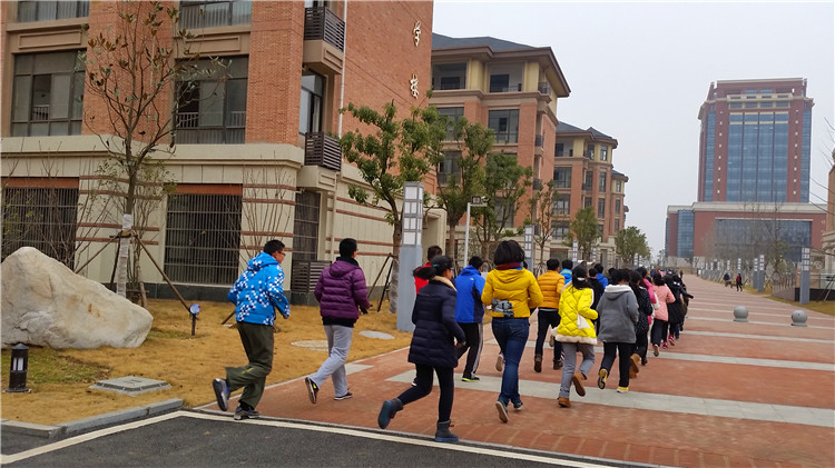 學(xué)生體質(zhì)心中掛，樂(lè)跑陽(yáng)光大課間(圖7)