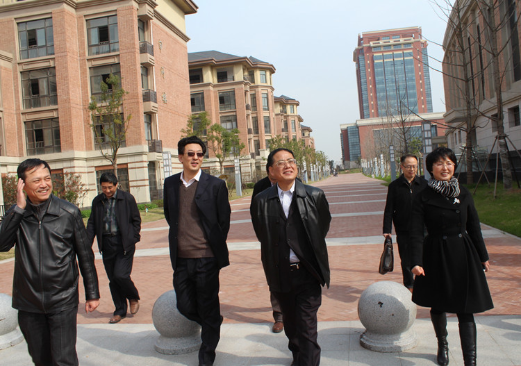 市委常委、紀(jì)委書記汪學(xué)致來校調(diào)研(圖1)