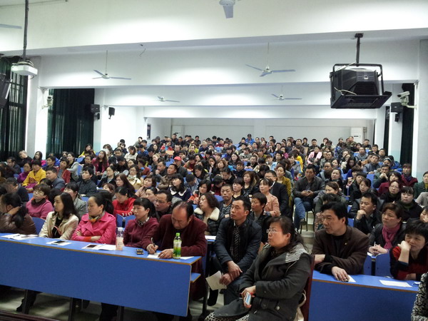 指導(dǎo)家長釋放壓力 助力學(xué)生靜心備考(圖6)