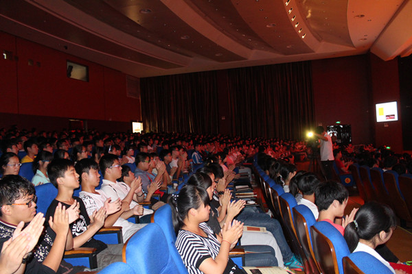 聆聽經(jīng)典音樂，品味高雅藝術(shù)(圖6)