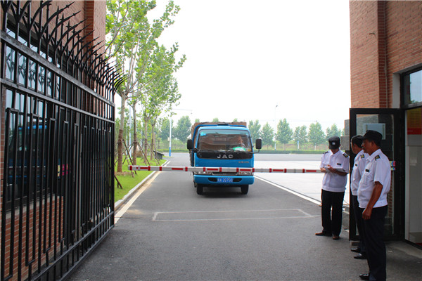 合肥七中：保安，新校的安全衛(wèi)士(圖5)