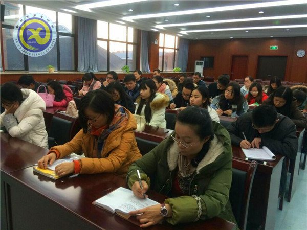 學(xué)習(xí)活動兩不誤 班級工作細入微(圖2)