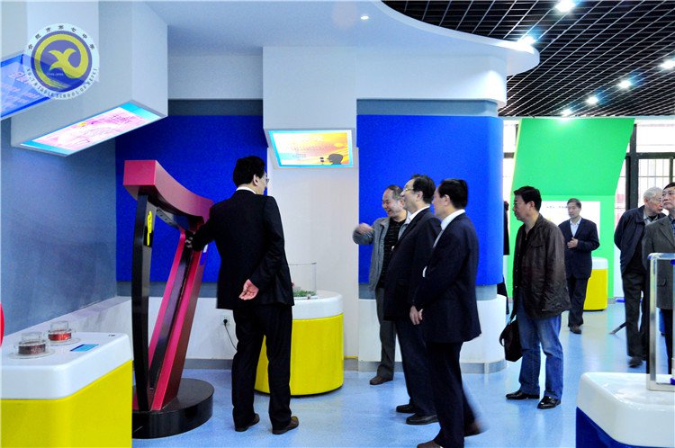  市關(guān)工委領(lǐng)導(dǎo)來(lái)校參觀指導(dǎo)(圖3)