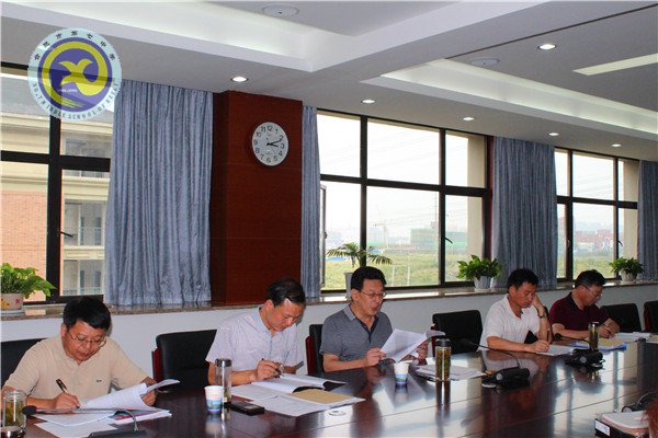 校黨委開(kāi)展“兩學(xué)一做”第二專(zhuān)題討論(圖3)