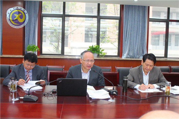 劃片聯動常態(tài)視導 管理教學全面診斷(圖4)