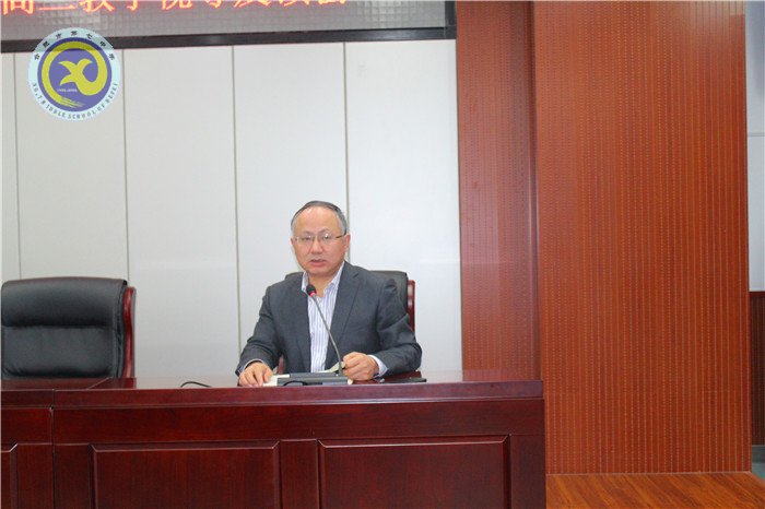 劃片聯動常態(tài)視導 管理教學全面診斷(圖10)