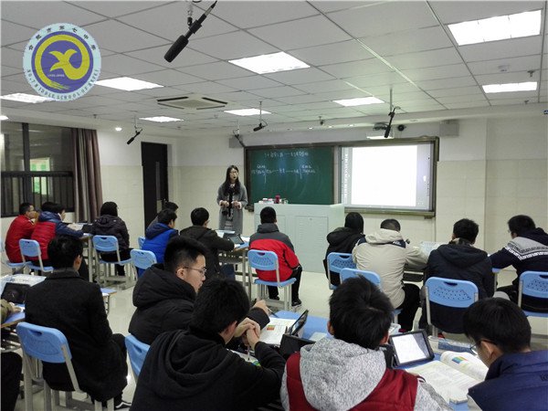 智慧引領(lǐng)拓教學(xué)新模式 課堂比拼展師生靚風(fēng)貌(圖2)