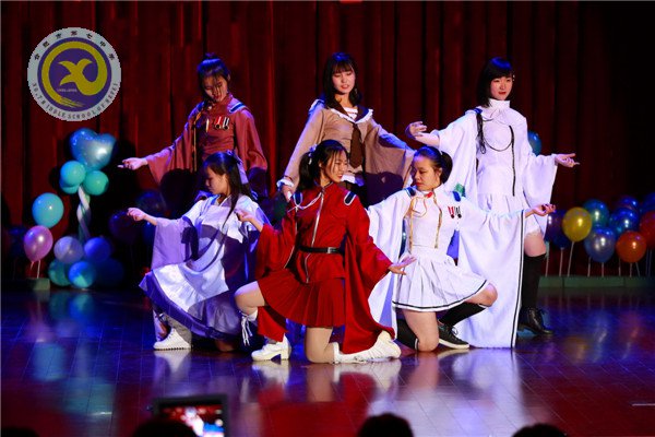 師生歡聚迎新年，載歌載舞譜新篇(圖13)