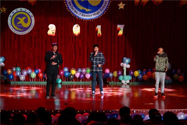 師生歡聚迎新年，載歌載舞譜新篇(圖15)