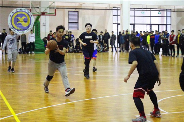  群雄角逐，誰(shuí)主籃壇(圖6)