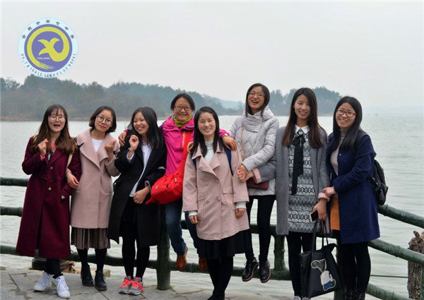 喜迎“三八節(jié)”，快樂萬佛行(圖3)