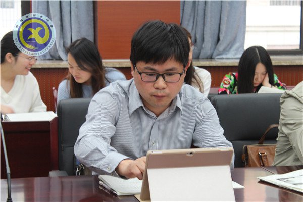 堅(jiān)定不移 誨人不倦 筑夢(mèng)校園(圖4)