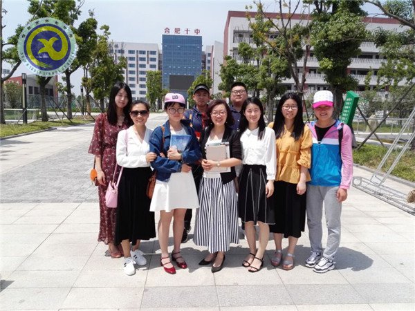 品味足球運(yùn)動魅力 促進(jìn)青年教師成長(圖1)