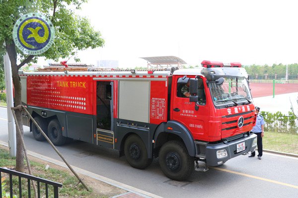 高新消防進校園，為中考保駕護航(圖1)