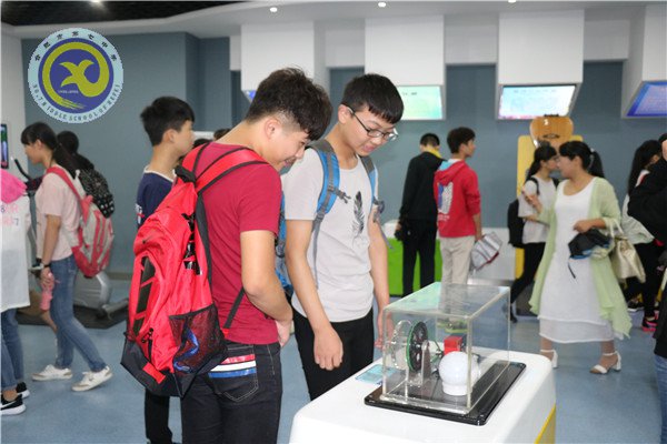 前瞻統(tǒng)籌喜迎新學(xué)期 精細(xì)實(shí)施多彩第一課(圖7)