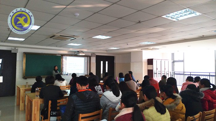 一川霜葉爭嬌艷 智慧展示競風(fēng)流(圖1)