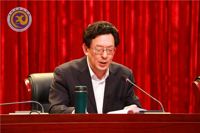 手執(zhí)奮進(jìn)之筆，譜寫(xiě)師德風(fēng)采(圖2)