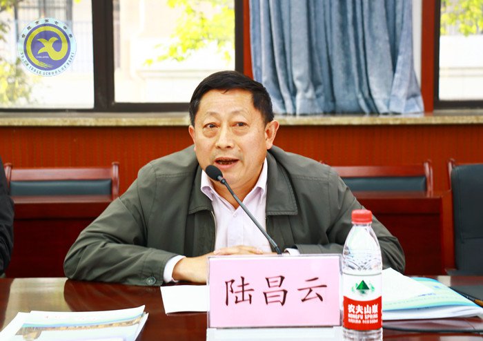 市屬普通高中學(xué)校教學(xué)質(zhì)量提升座談會(huì)在七中召開(kāi)(圖4)