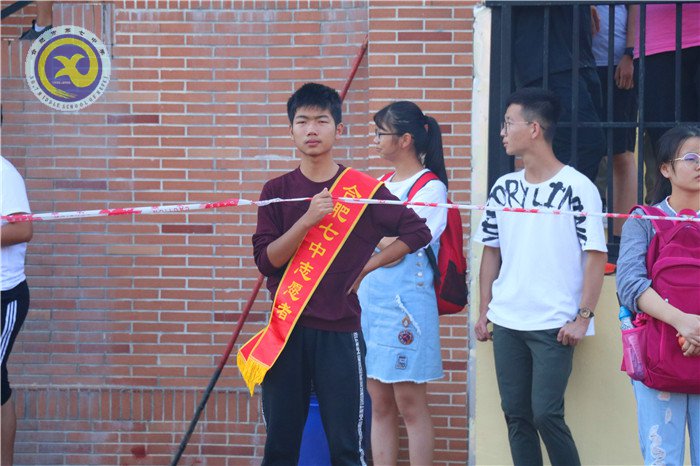 運(yùn)動(dòng)場上的另一抹色彩(圖9)