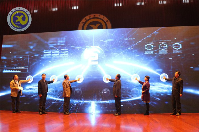 機器人角逐世界杯 青少年展示大風(fēng)采(圖6)