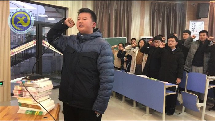 激勵表彰優(yōu)秀學子 全力打造美麗校園(圖9)