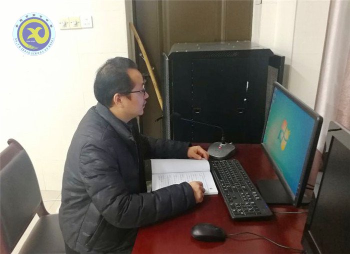 凝心靜氣家校共合力  全力以赴師生戰(zhàn)“一?！?圖1)