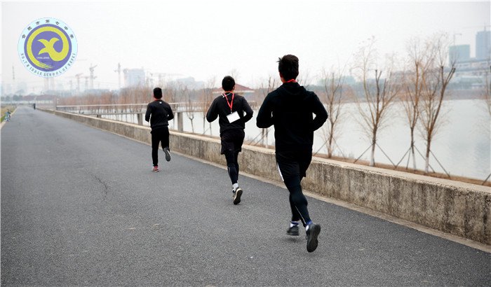 懷揣夢(mèng)想再出發(fā) 攜手并進(jìn)齊奔跑(圖6)