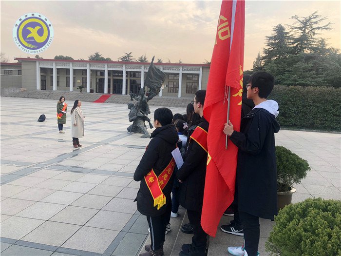 繼承革命傳統(tǒng)，發(fā)揚(yáng)團(tuán)員精神，邁出紅色第一步(圖3)