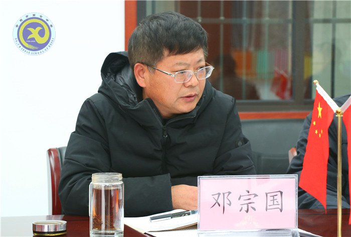 合肥七中召開2018年度領(lǐng)導(dǎo)班子民主生活會(圖6)